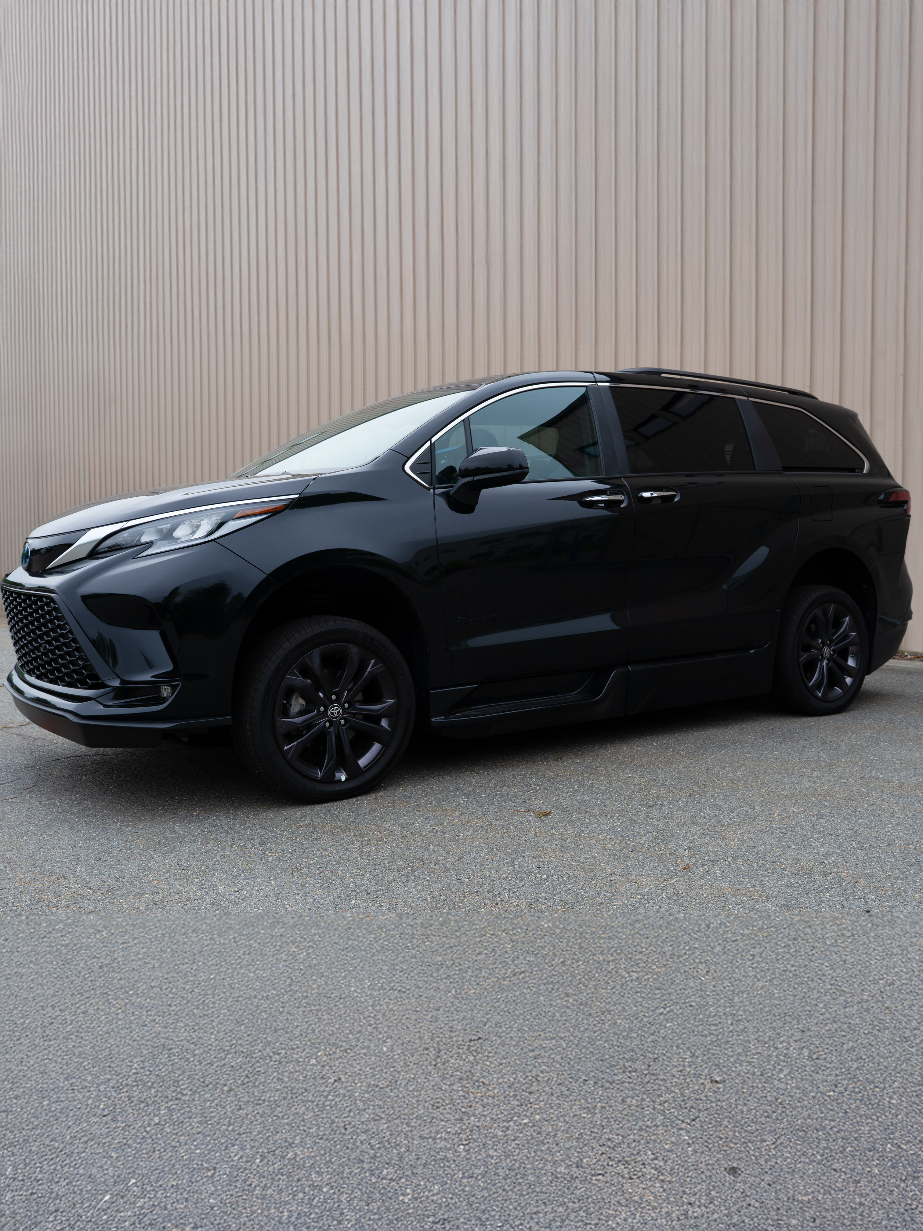 2024 Toyota Sienna Hybrid